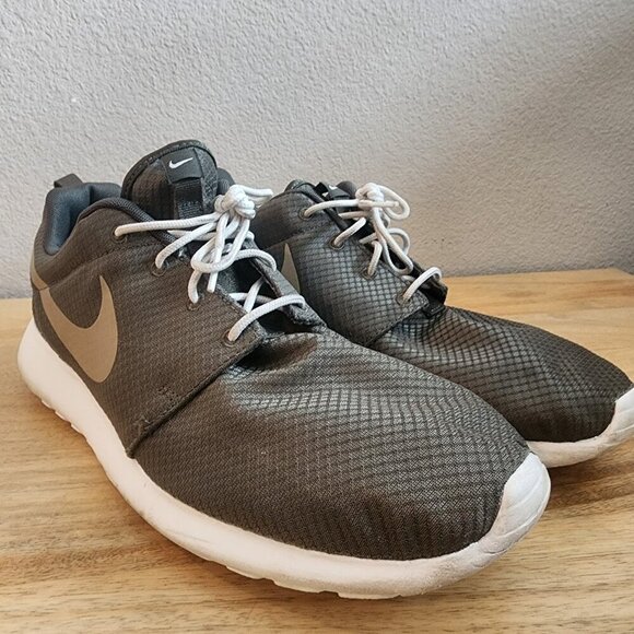 Nike Mens Roshe One Running Shoes Sneakers 511881-306 Cargo Khaki Green Size 13 main image 8